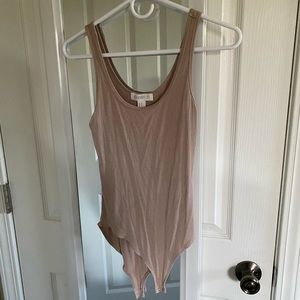 Tan/mauve ribbed bodysuit size M